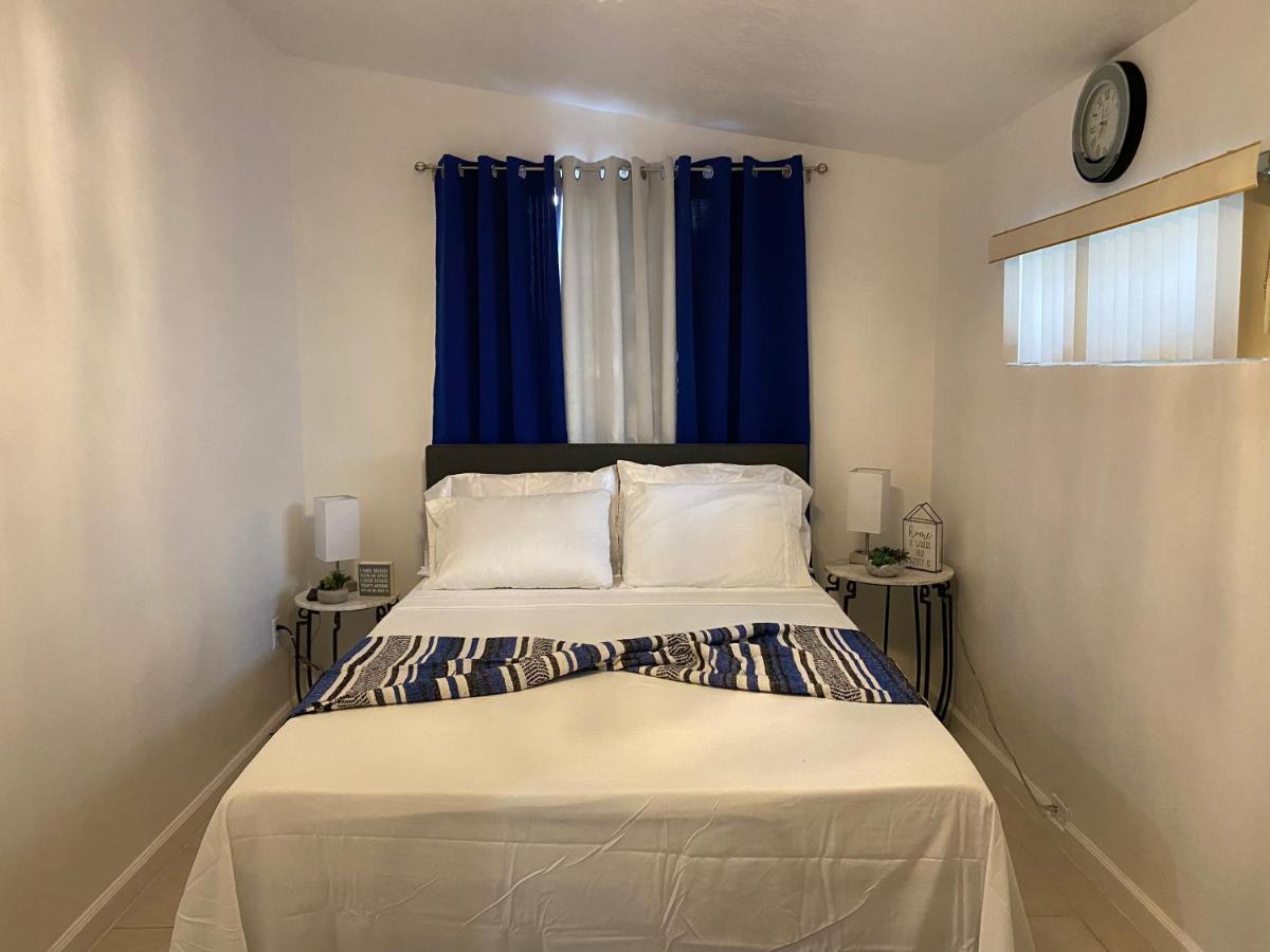 Beautiful House 7 Min From Miami Airport W Free Parkingアパートメント エクステリア 写真