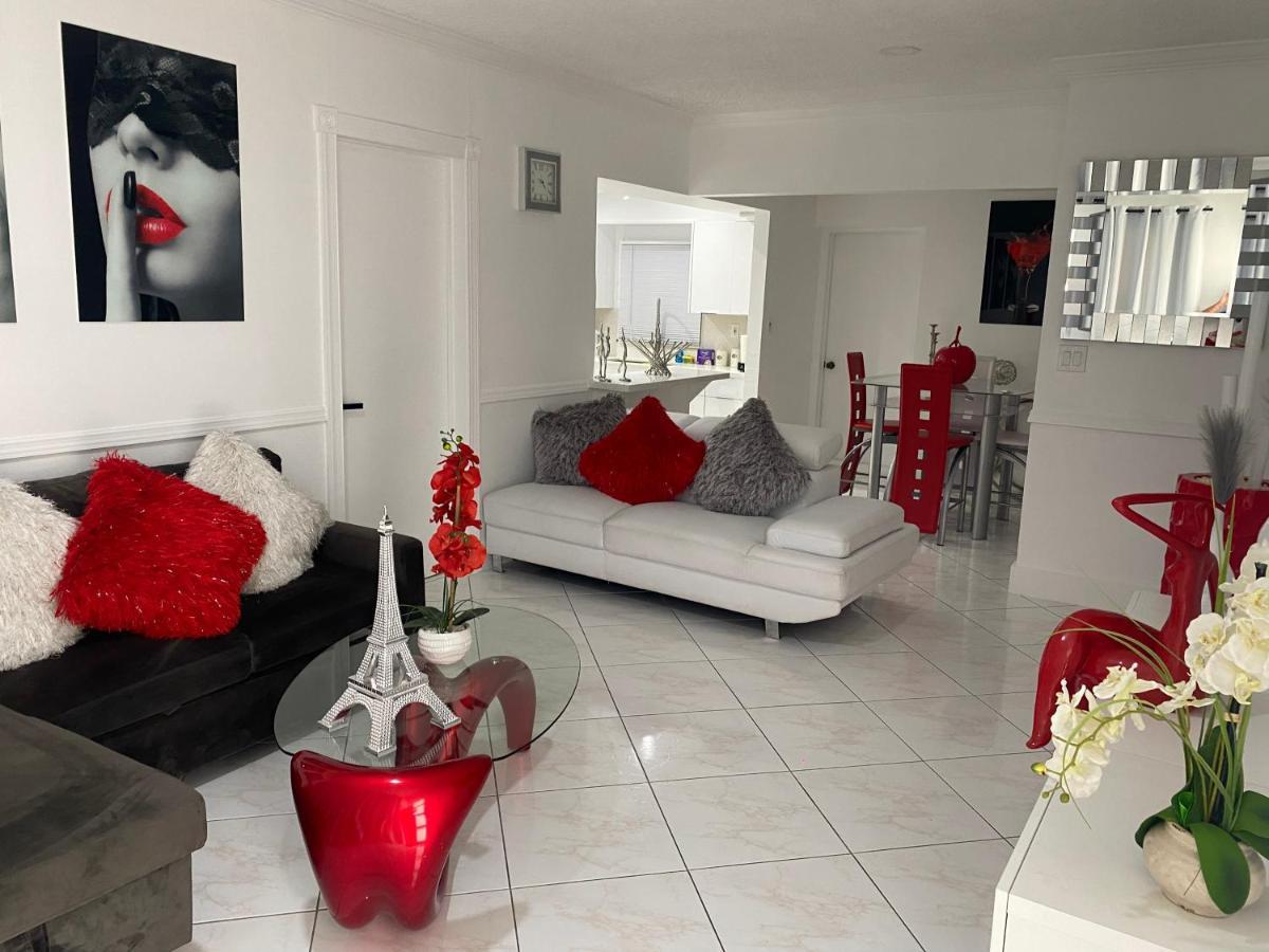 Beautiful House 7 Min From Miami Airport W Free Parkingアパートメント エクステリア 写真